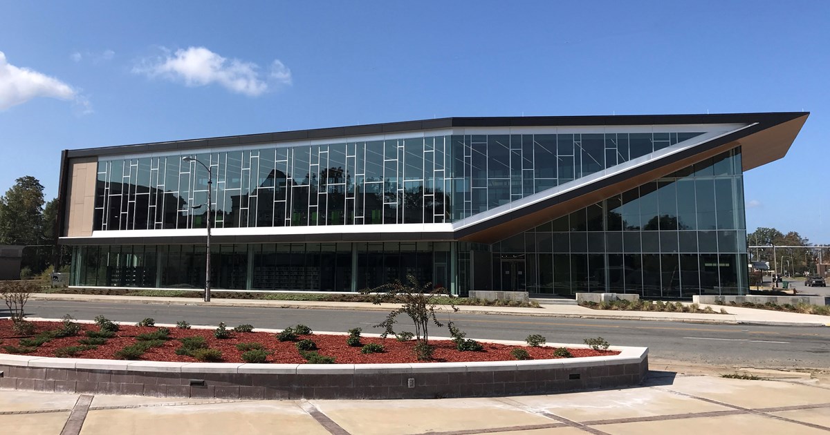 Pine Bluff Public Library